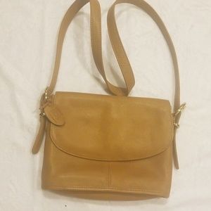 Green Fields leather purse